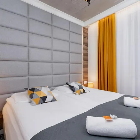 アパート Comfortable And Modern One Bedroom Cracow By Renters *