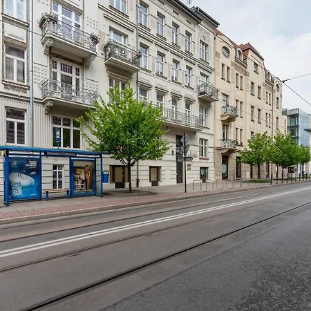 Comfortable And Modern One Bedroom Cracow By Renters