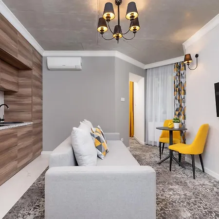 Comfortable And Modern One Bedroom Cracow By Renters